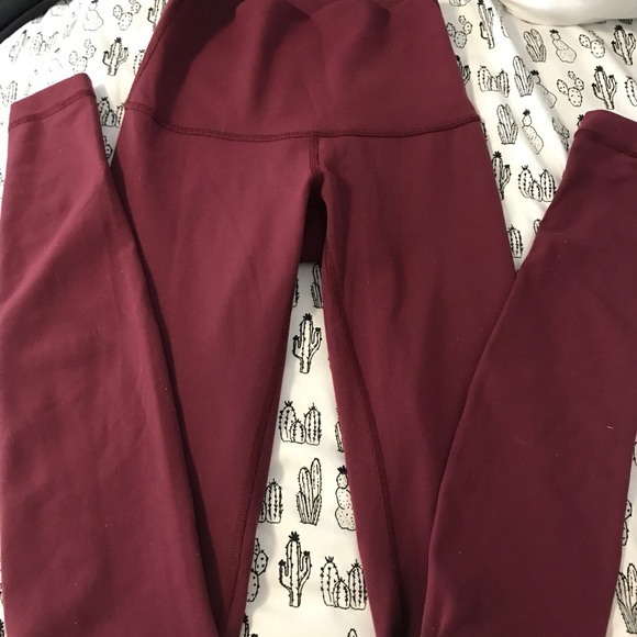 Lululemon leggings - Picture 5 of 7